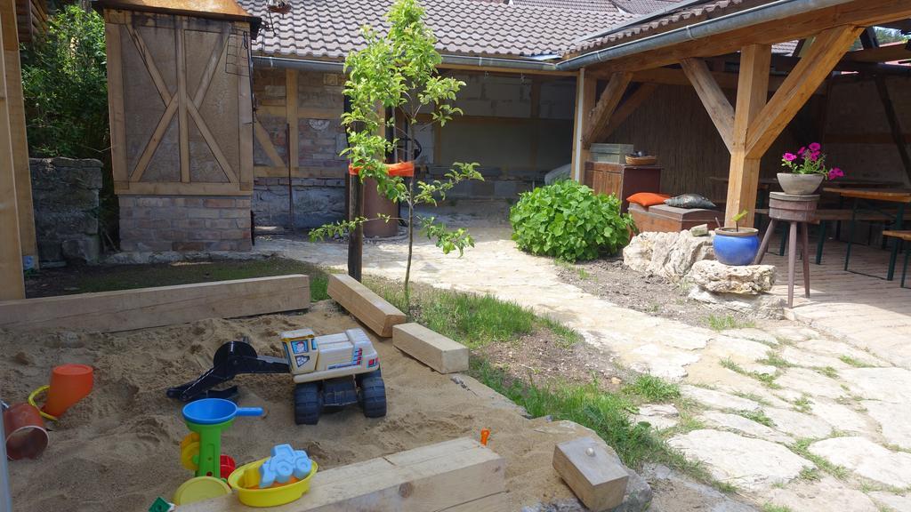 Cafe Landart Im Thueringer Finistere Διαμέρισμα Plaue  Εξωτερικό φωτογραφία